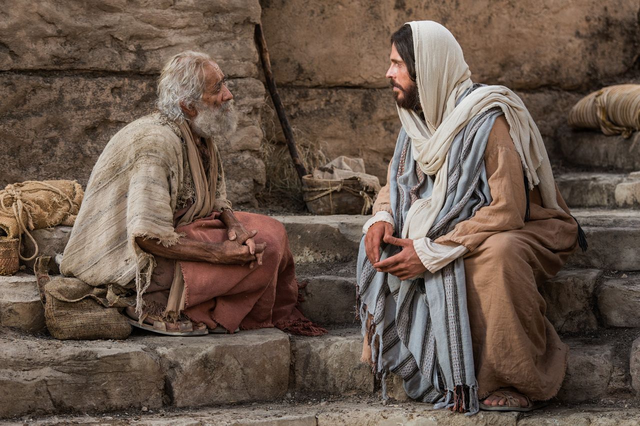 Jesucristo habla con un hombre en el estanque de Betesda y lo sana
